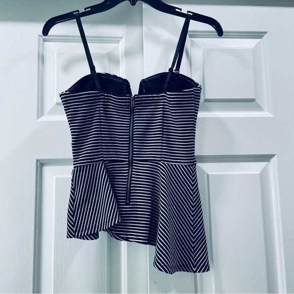 Material Girl Black And White Striped Corset Peplum  Top Size S - Picture 3 of 8